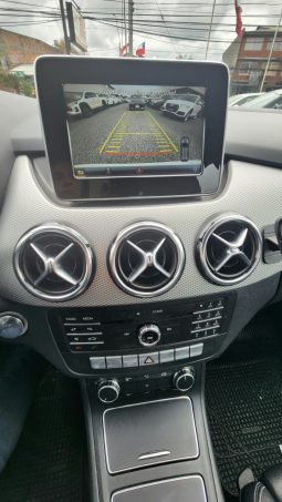 
										MERCEDES BENZ B200 HB 1.6 AUT full									