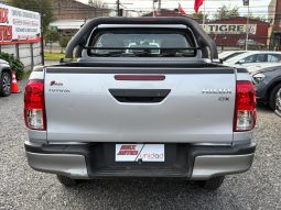 
										TOYOTA HILUX DX 2.4 MT 4X4 full									