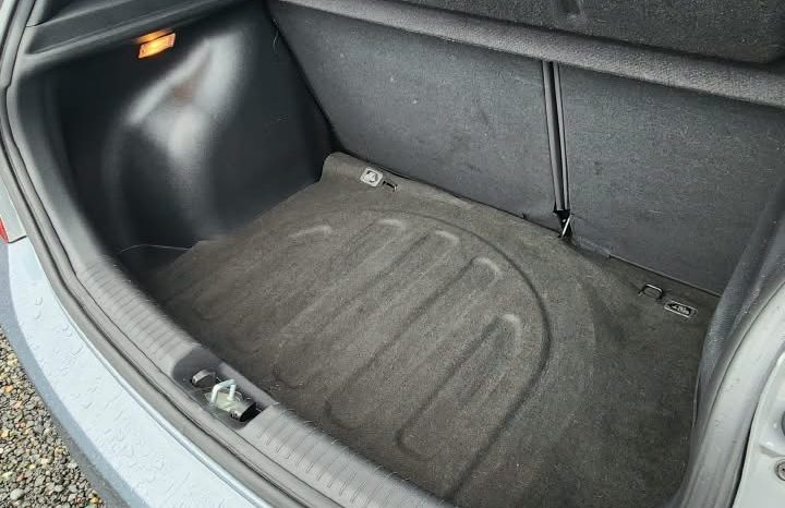 Hyundai Accent — foto 18 de 18