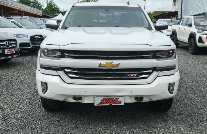 
								CHEVROLET SILVERADO LTZ 5.3 L 4X4 full									