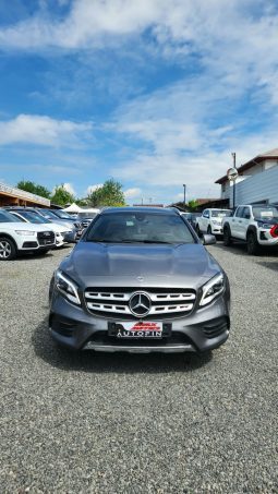 MERCEDES BENZ GLA 220D 4MATIC