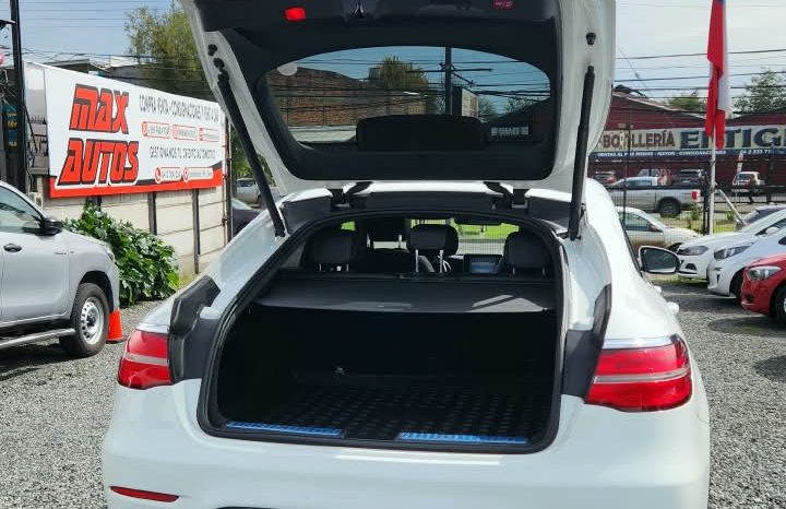 
								M.BENZ GLC 250 2.1 AUT full									