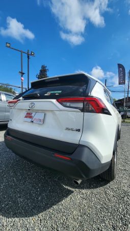 
										TOYOTA NEW RAV 4 2.0 MT 4X2 full									