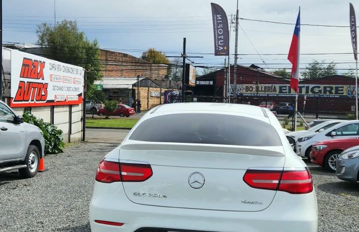 
								M.BENZ GLC 250 2.1 AUT full									