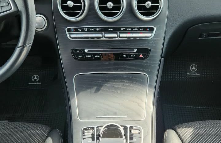
								M.BENZ GLC 250 2.1 AUT full									