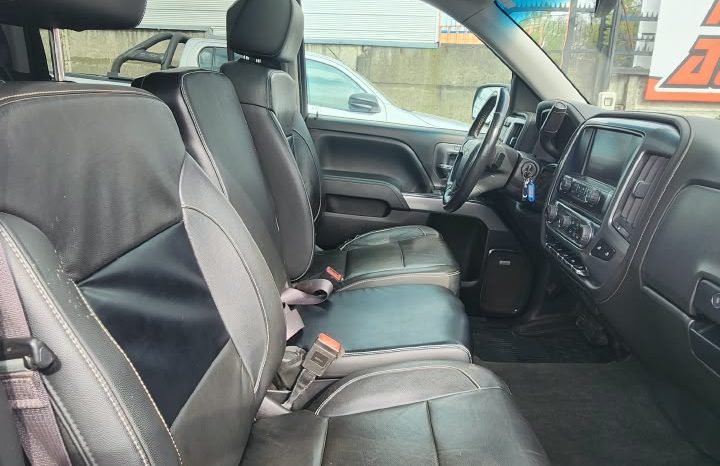 
								CHEVROLET SILVERADO LTZ 5.3 L 4X4 full									