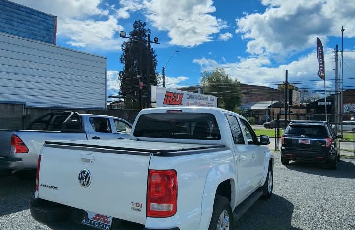 Volkswagen Amarok Trendline 4X4 2... — foto 11 de 21